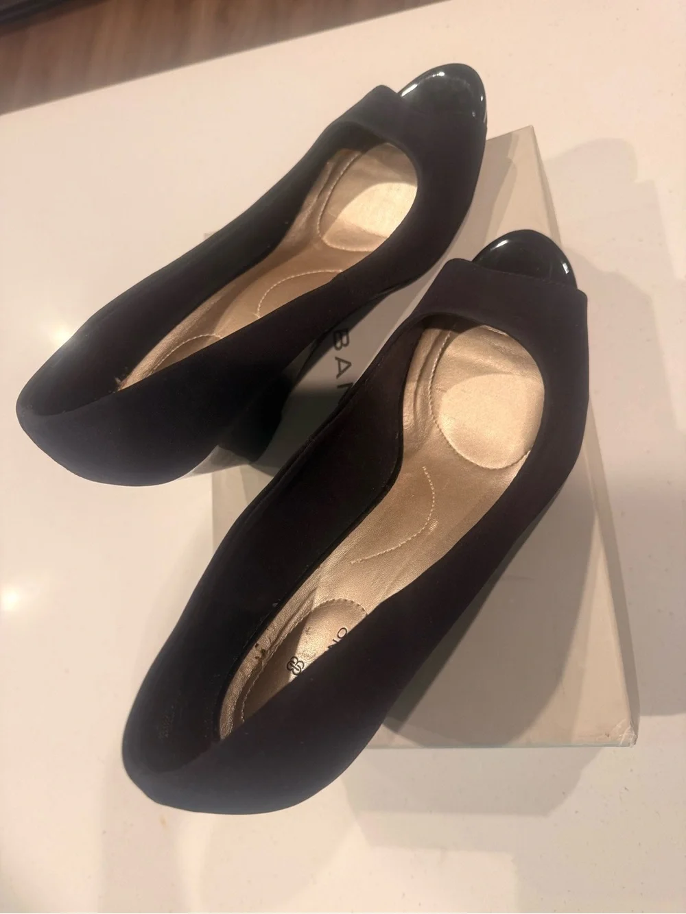 Bandolino sleek navy